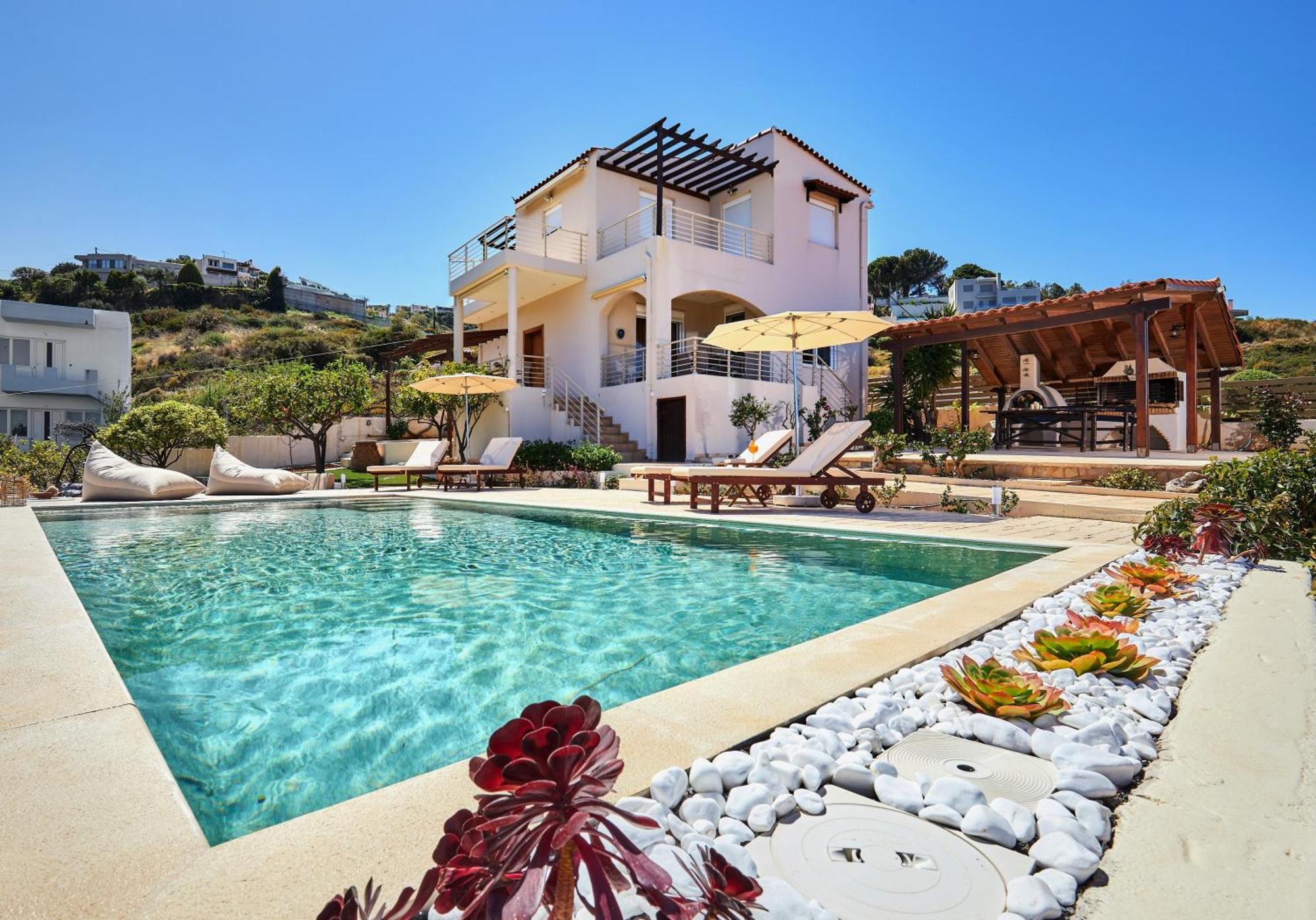 Spacious Villa With Private Eco-Pool And Panoramic Sea View 阿齐亚·佩拉加 外观 照片