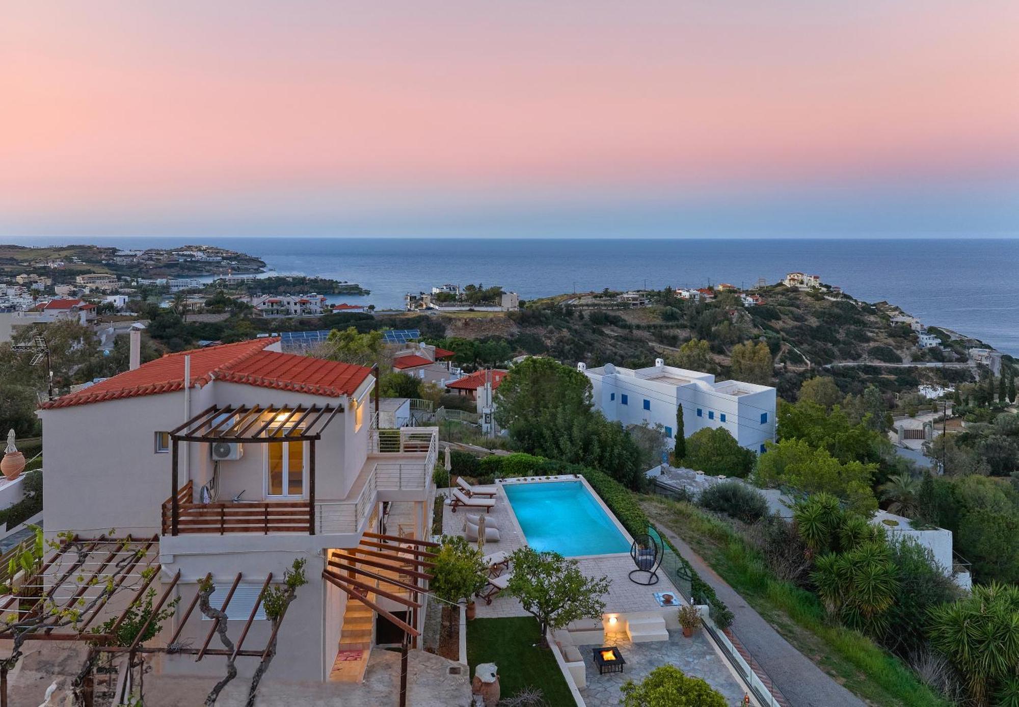 Spacious Villa With Private Eco-Pool And Panoramic Sea View 阿齐亚·佩拉加 外观 照片